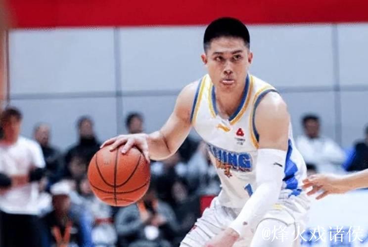 北京大胜新疆111-84：6人表现出色，4人勉强合格，马帝昂发挥失常